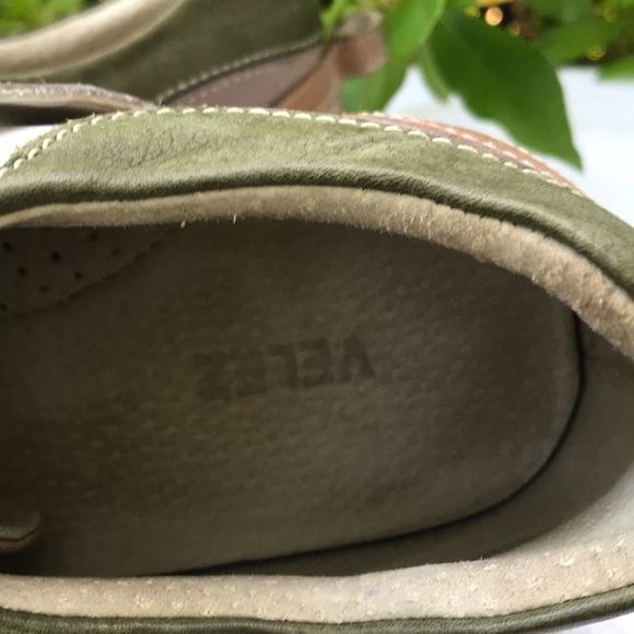 Velez Casual! - Picture 5 of 5